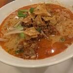 茶薫 小籠包 - 担々麺