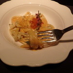 東京ベイサイドクラブ - ウニと卵黄のクリーム