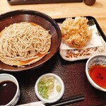 生そば あずま - 料理写真: