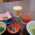 アルモントホテル - 奥⇒モーニングスムージー