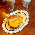 TOKYO CIRCUS CAFE - 