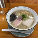 noodle shop nanairo - 料理写真: