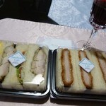  フレッシュベーカリー神戸屋 枚方市駅店 - 