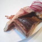 ナクレ - 鯖 蕎麦の実 ラディッシュ
      
      