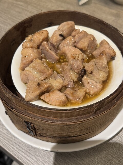 Hong Kong Yumcha Star Street - Karasuma/Chinese | Tabelog