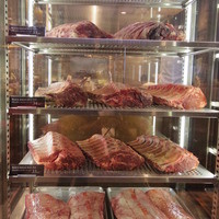 37 Steakhouse & Bar - 