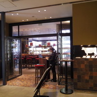 37 Steakhouse & Bar - 