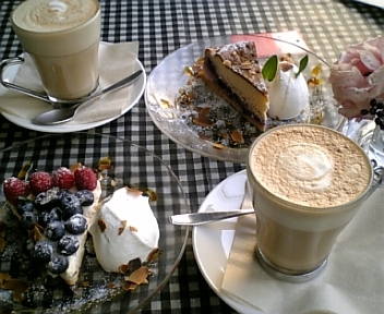 閉店】CAFE ＠ IDEE 南青山店 （カフェ・アット・イデー