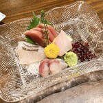 季節料理 なか一 - 刺身三点盛り1680円