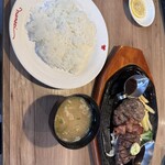 肉の万世 - 料理写真: