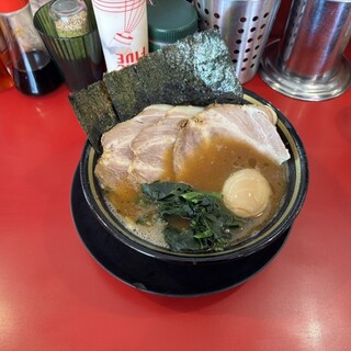 家系ラーメン王道 神道家_0