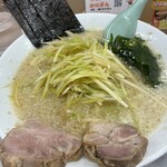 ラーメンかいざん - 料理写真: