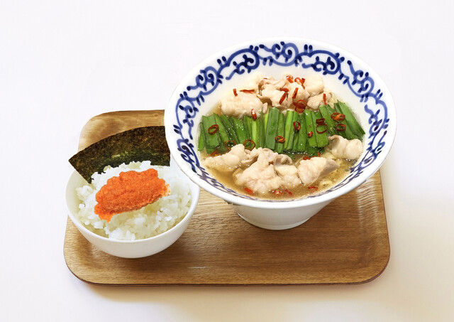 博多醤油ラーメン 月や 博多デイトス店 （【旧店名】支那そば 月や