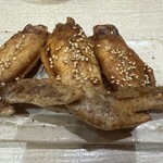 手羽先とかきをもっと自由に 大衆酒場 HANEGAKI - 手羽先