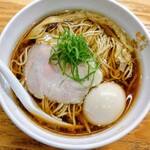らぁ麺 はやし田 - 料理写真:醤油らぁ麺+味玉