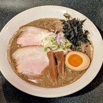 煮干しらーめん 田中にぼる - 百尾煮干し醤油らーめん