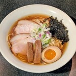 煮干しらーめん 田中にぼる - 古式煮干し醤油らーめん
