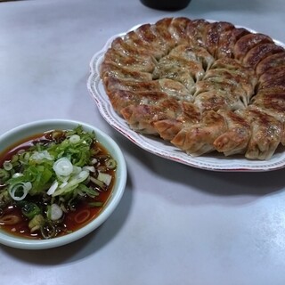 ぎょうざと中華そばの店 天津_1