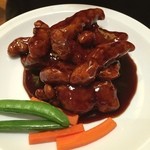 倶楽湾 - 名物・黒酢酢豚…何時も絶品です。