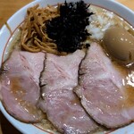 背脂煮干中華そば 和市 - 特製背脂煮干ラーメン