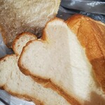 TRIAL - 料理写真:ふわふわすぎて切るのが大変
