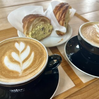 口コミ一覧 : ZEBRA Coffee&Croissant 稲城中央公園店 - 稲城/カフェ