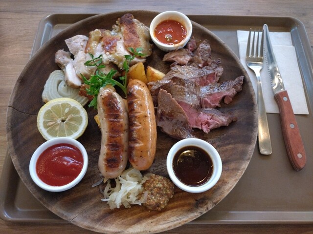 ティーエヌミート ワークス プレミアム ビーフ&ワイン （T.N.MEAT