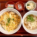 なか卯 - 料理写真:チーズ親子丼