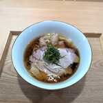 中華そば 幸楽 - 雲呑醤油らぁ麺