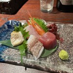 越後一会 十郎 - お刺身５種盛り合わせ（のどぐろ変更）。
