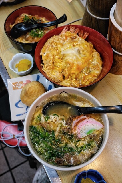 手打うどん きぬや食堂 （繁栄商店街） - 弁天町/うどん | 食べログ
