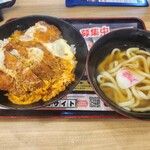 資さんうどん - 料理写真:カツとじ丼 うどん付き