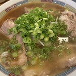 旭屋 - 料理写真:醤油ラーメン