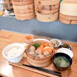 シュウマイ だお - シュウマイ定食。