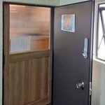 シュウマイ だお - 2階。さぁ、入りましょう。