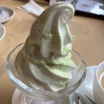 茶廊・葉風泰夢 - 料理写真:抹茶塩ソフトのアップ