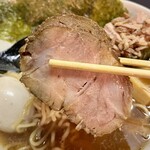 ボニート・ボニート - 分厚い煮豚