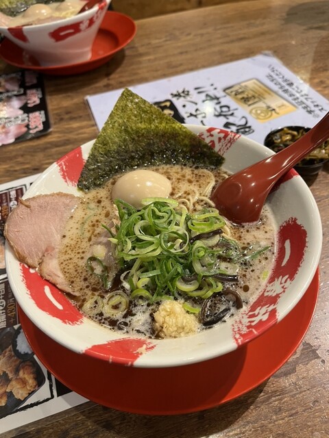 口コミ一覧 : 熟成豚骨ラーメン専門 一番軒 三田店 - 横山/ラーメン