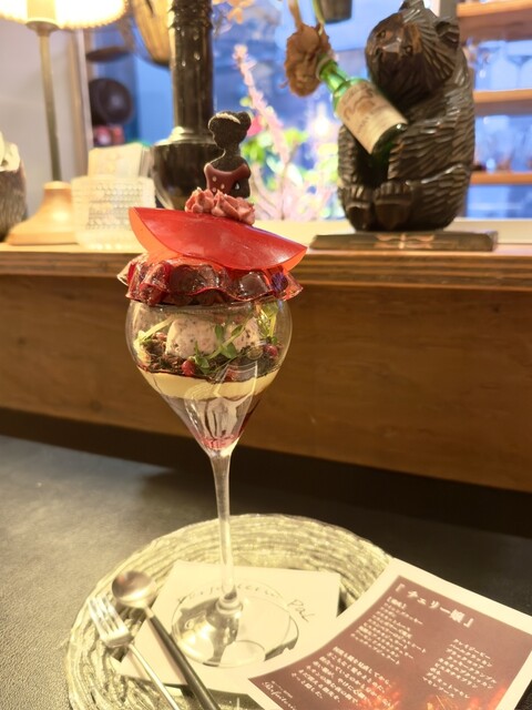 夜パフェ専門店 パフェテリア パル （Parfaiteria PaL） - すすきの