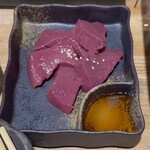 焼肉ホルモン 龍の巣 - 新鮮レバー1,280円