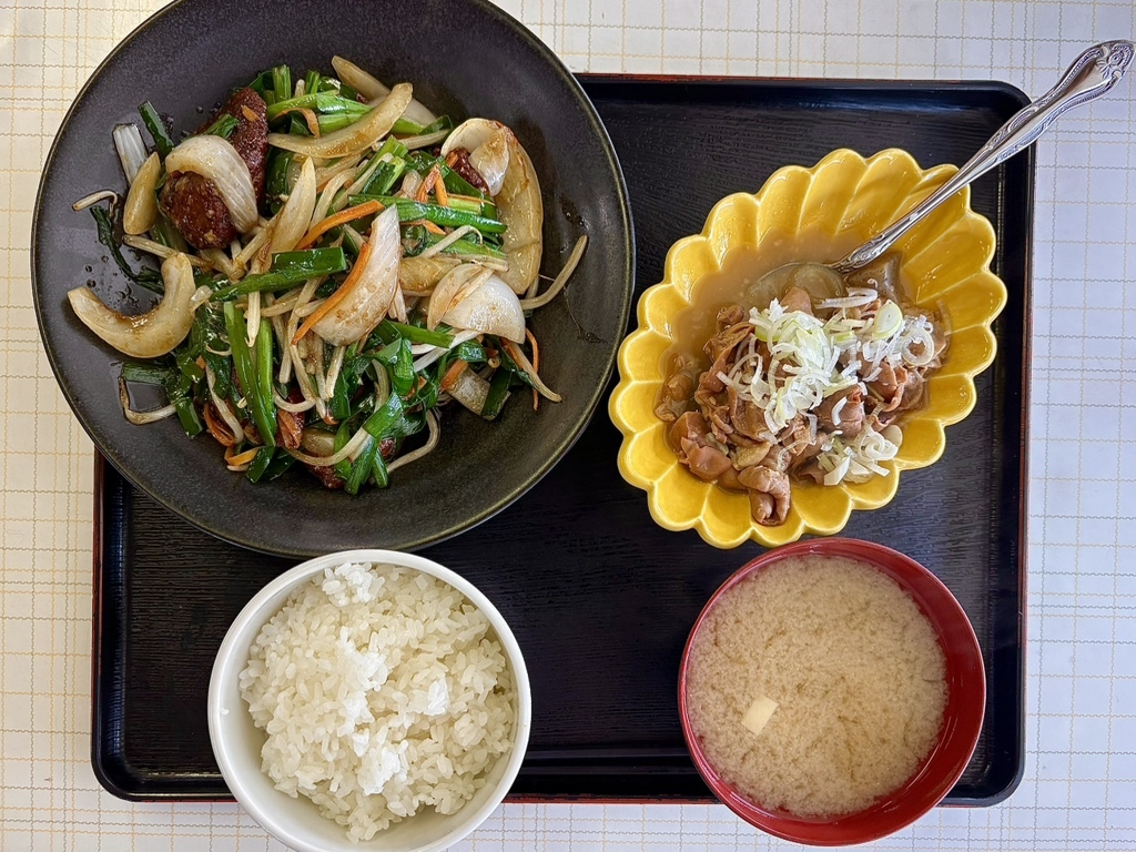 うん の 食堂
