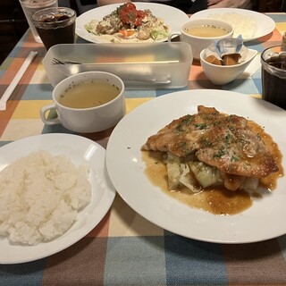 Mo’s Cafe_0