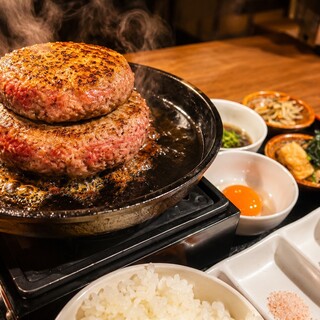 昼の部【A5黒毛和牛100％ハンバーグ定食】