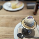 Ron Herman cafe - 
