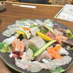 飯屋おゆき - 刺し盛り（3人前）｡