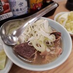 大衆食堂ニューヘイロー - 牛もつ煮込み550円税込