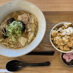 道の駅 あいの土山 - 土山ちゃんぽん、おこわ