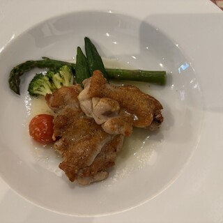 ヌーベルプース