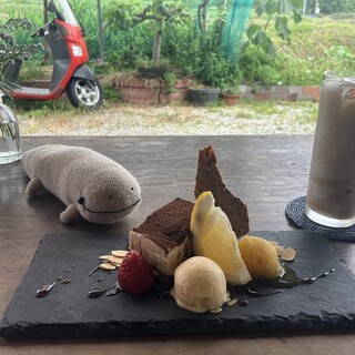 カフェ サマナラ ガーデン_0