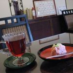 竹情荘 - 和ハーブと桃の和菓子(2015.03)